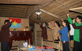 TOUR HỌC SINH VỀ NGUỒN ĐỀN BẾN DƯỢC - ĐỊA ĐẠO CỦ...