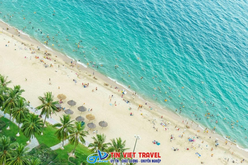 Bãi Biển Nha Trang: Thiên Đường Nghỉ Dưỡng & Trải Nghiệm Biển Xanh Cát Trắng