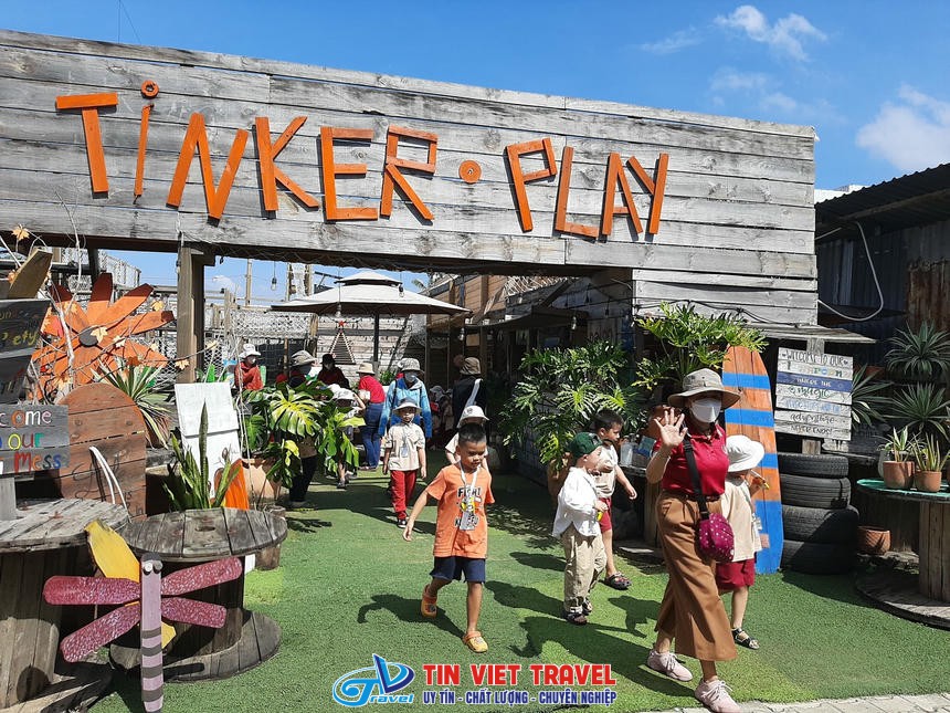 Khám Phá Tinker Play: Mô Hình Giáo Dục Trải Nghiệm Độc Đáo Cho Trẻ