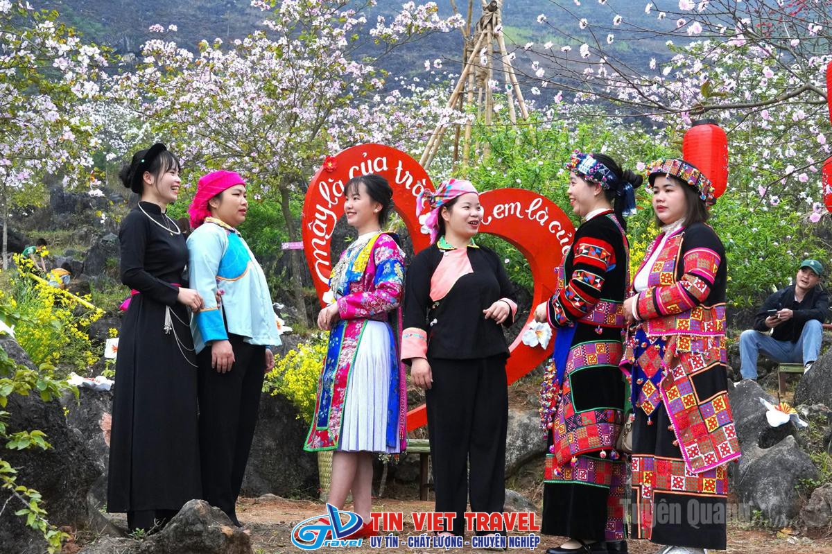 Chợ tình Khâu Vai 5