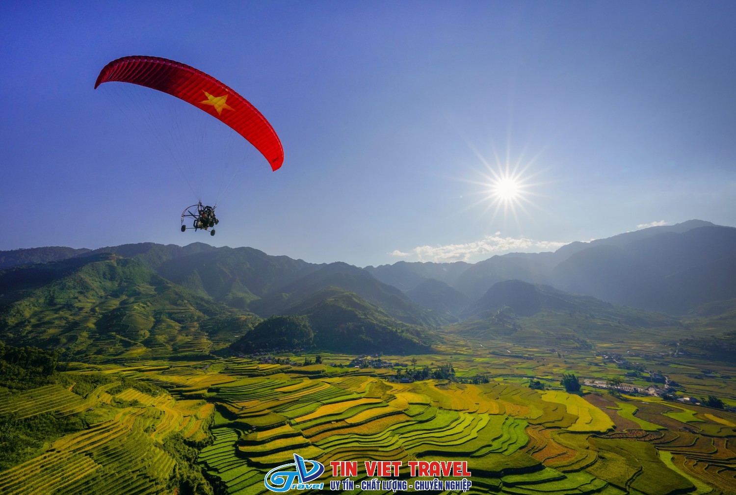 Bay nhảy dù Đèo Khâu Phạ