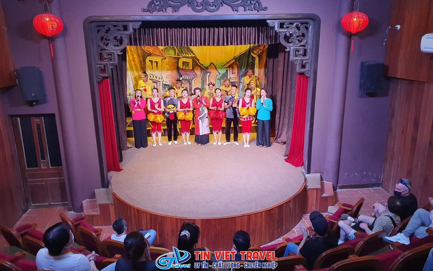 Nhà biểu diễn nghệ thuật cổ truyền
