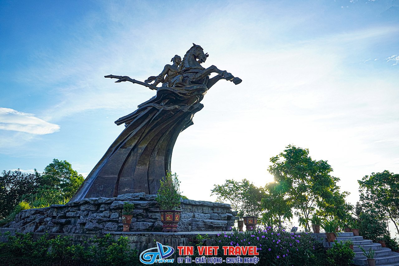 Đền Gióng Sóc Sơn