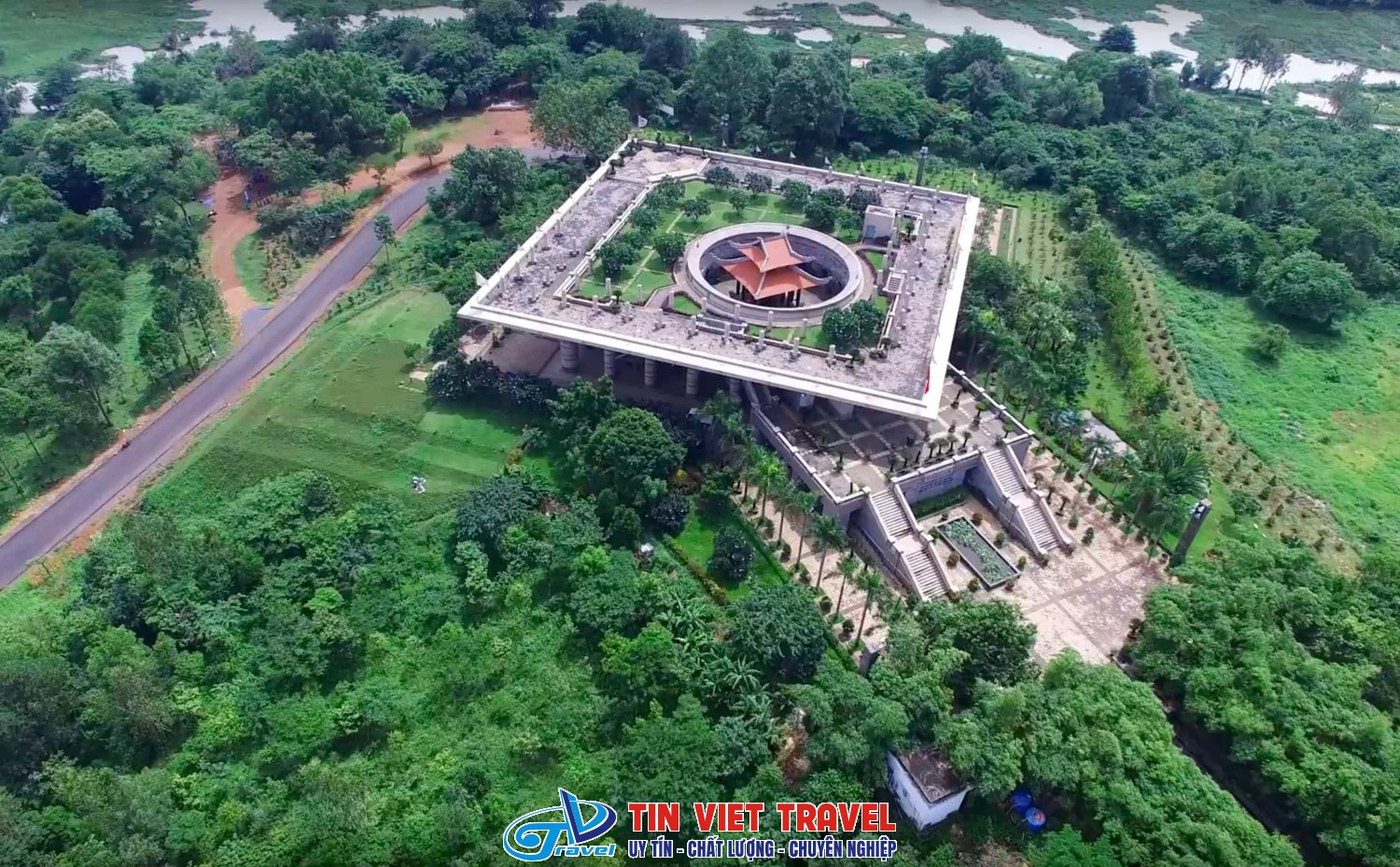 TOUR NGOẠI KHÓA VỀ NGUỒN ĐỀN HÙNG – CÔNG VIÊN NƯỚC...